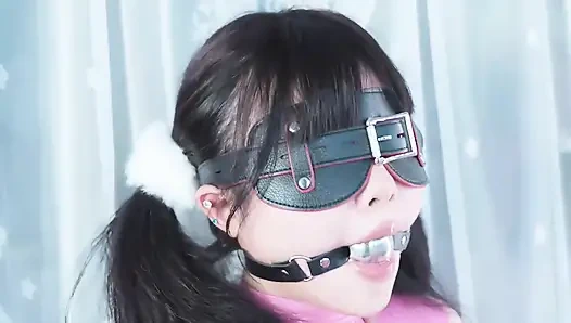 Ms17-use duct tape untuk bikin gadis ini sange berat