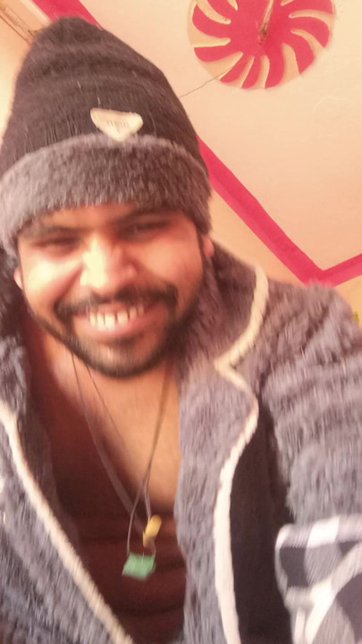 HORNY Indian boy Ismaatdeva was masterbating herself at very sexy way nude.