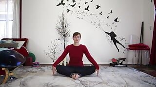 Yoga restaurador aberto e alinha seus Chakras