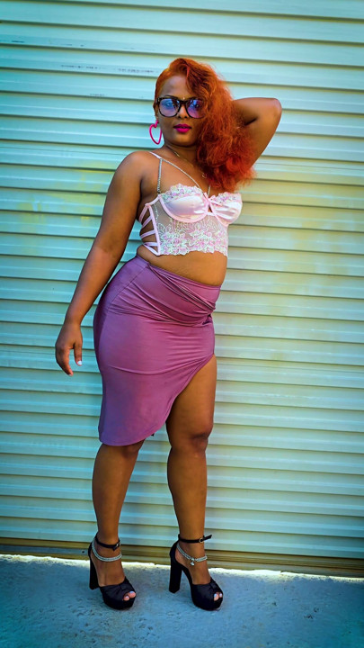 休閒女王Nilmini Sheron Hot Day