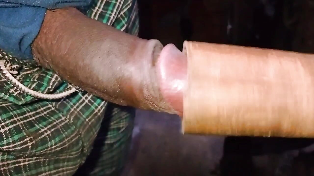Makineyle yarak masajı