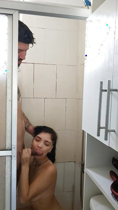 Showerin With My stepsister