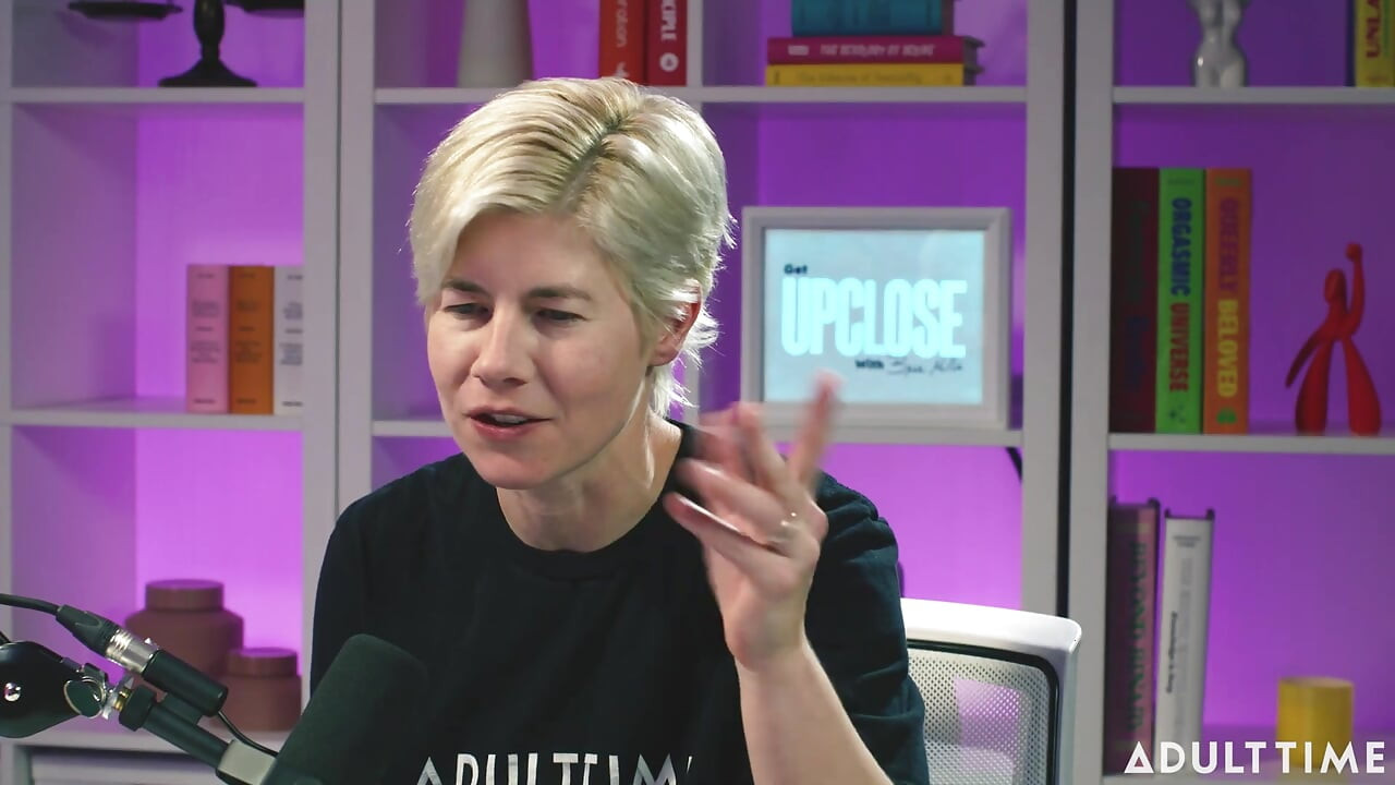 Hailey Rose: Tumblr, สวิงกิ้งและเหตุการณ์เกี่ยวกับซีเรียล Podcast เวลาสําหรับผู้ใหญ่