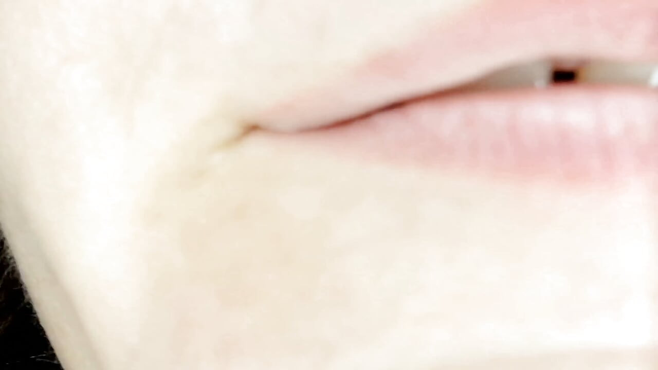 Inside My Mouth Chew Chew & Tongue (open Mouth Chew & Tongue POV)