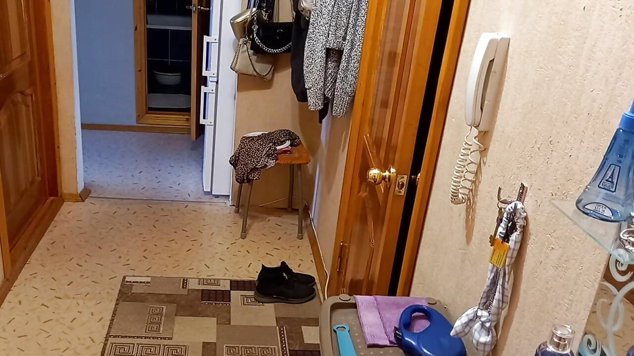 Doggy style sex and blowjob to a courier #2