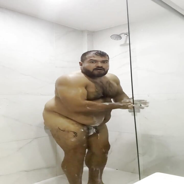 Shower and Toys