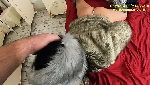Fetish fur dan downjacket mewah berakhir dengan air mani di pakaianku
