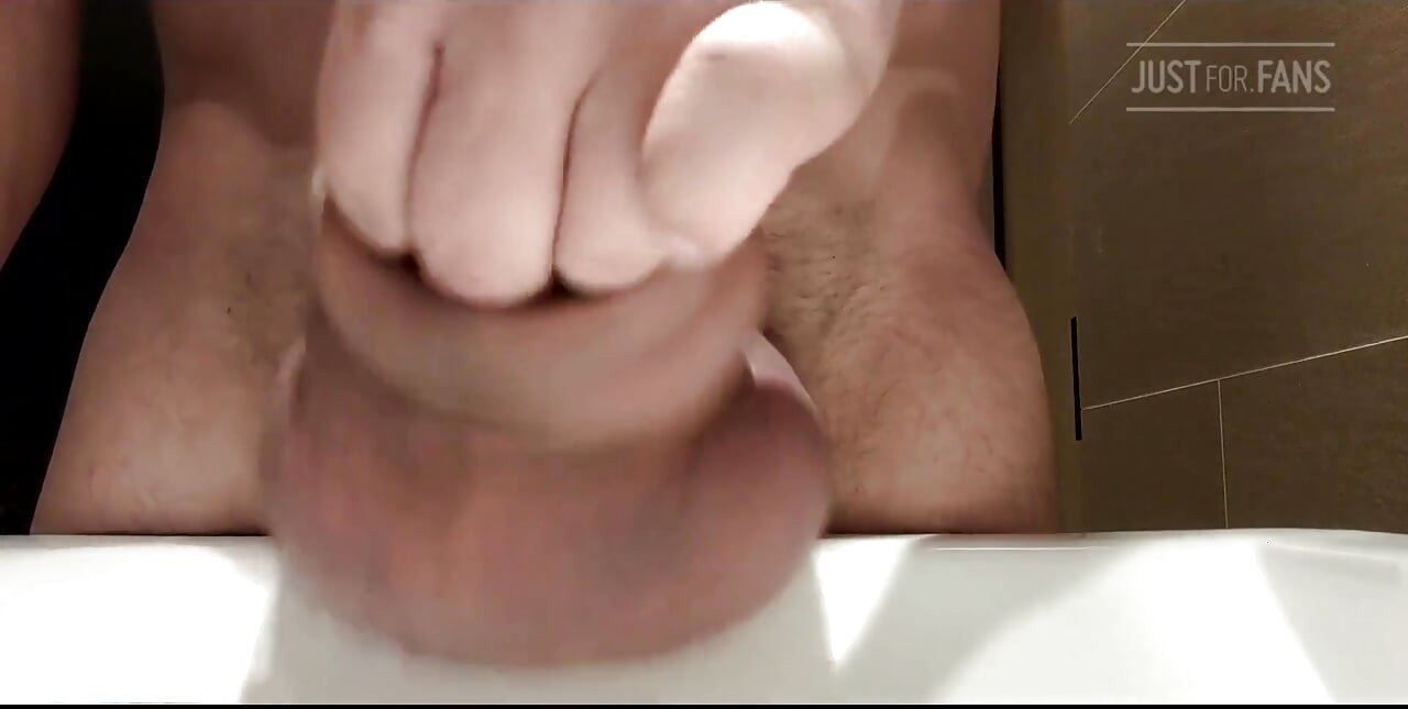 Ponekad radim čudne stvari sa silikonima da bi me skinuo