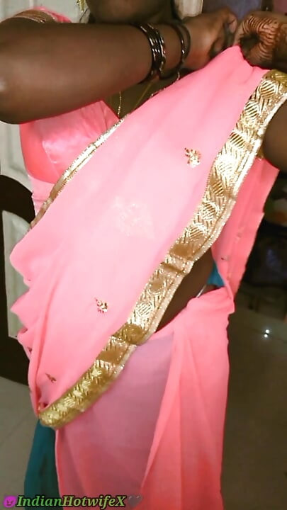 Dusky tamilische ehefrau Renus sari & hart von Stier gefickt, Cuck beobachtet! Indianhotwifex