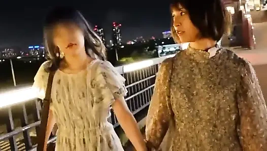 Erster kuss – lesbisch