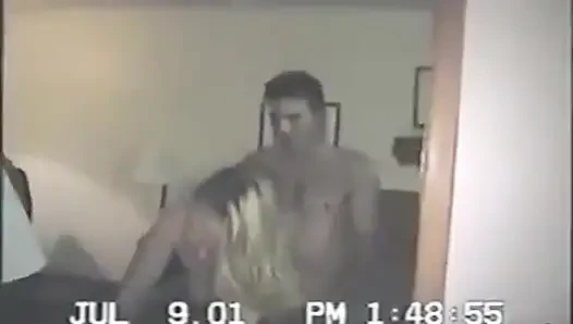 Tante seksi selingkuh sama pria lain atas ijin suami. Aku dan teman-temanku suka banget dientot habis-habisan sama besar