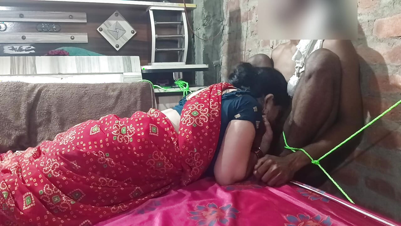 พี่สะใภ้ถูกมัดและเย็ดพี่เขยของตัวเองและชักว่าวในห้องตัวเอง