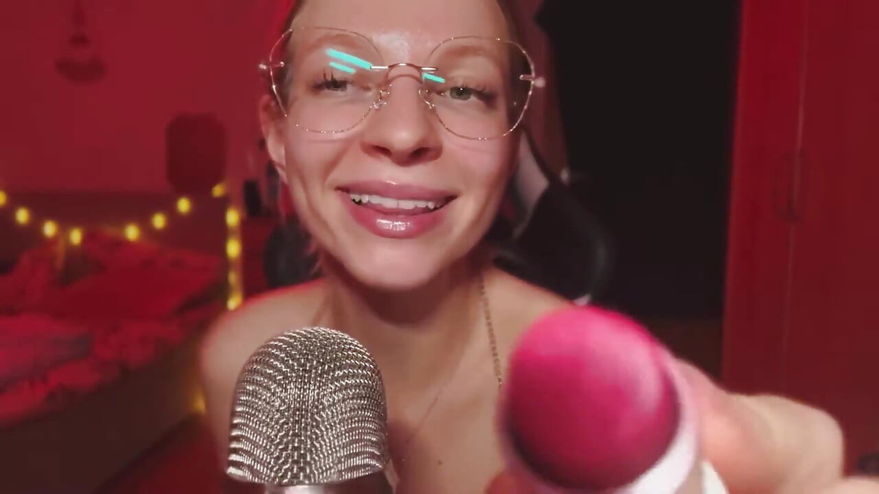 Pustimo te da te Sissify Asmr