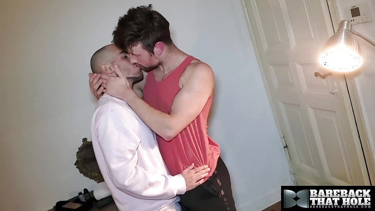 BAREBACKTHATHOLE David Luca Pleases Drew Dixon Huge Dick