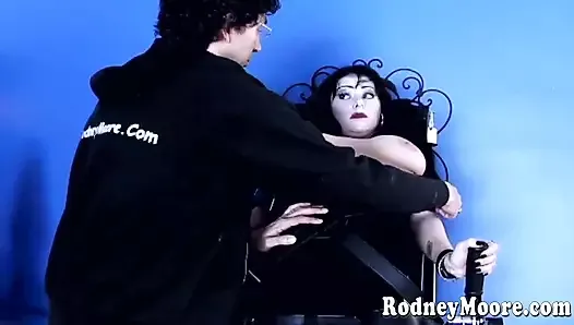Big tits goth chick is a vampire waiting to get fucked