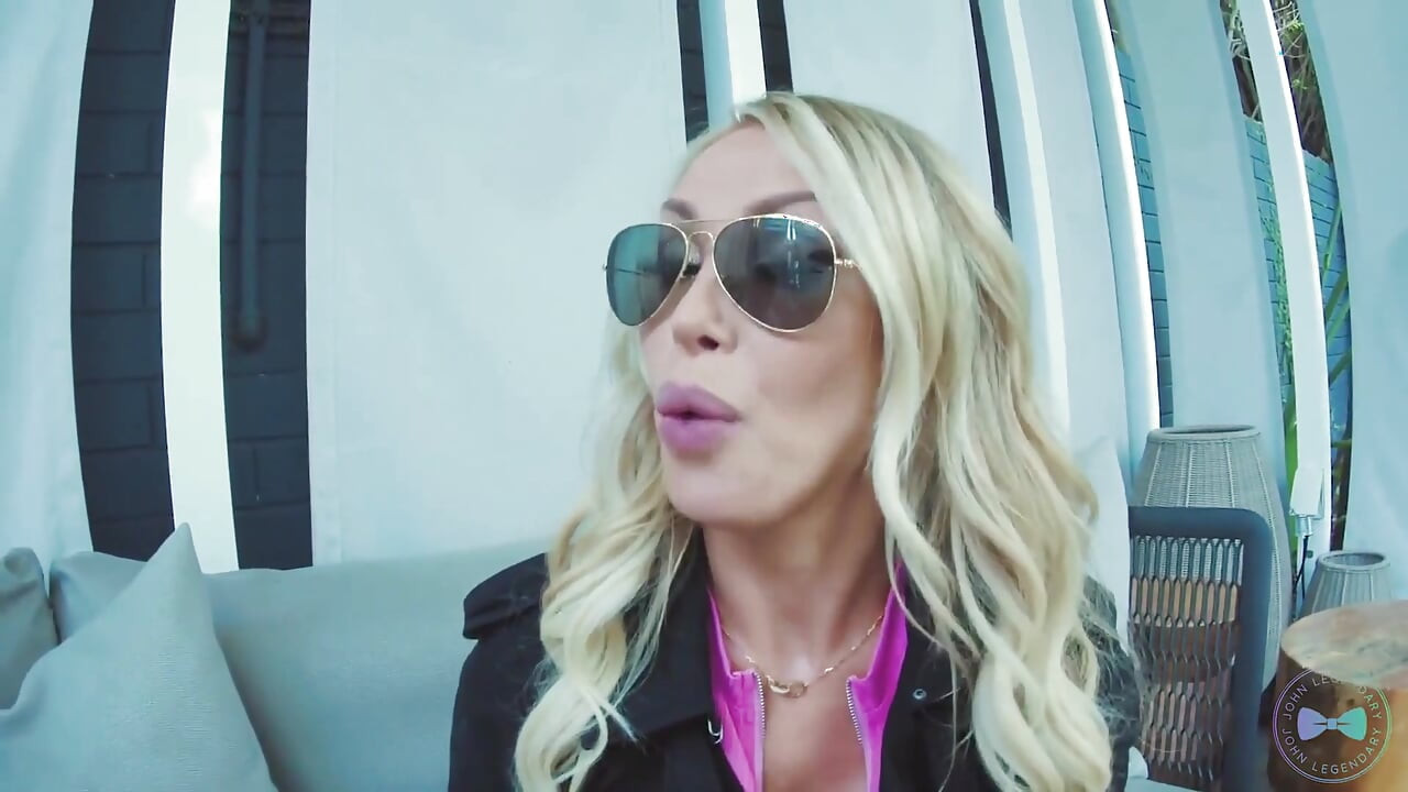 Milfs insaciáveis - Nikki Benz