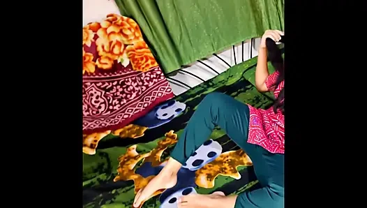Apni bhn ko kaise manaye? Apakah AI benar atau salah? Cari tahu hari ini