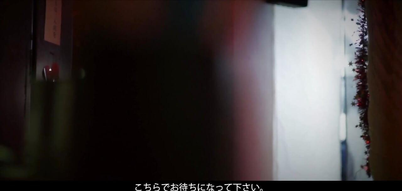 A173B11 Dans mon premier salon rose, je touche le gros lot de façon inattendue ! Une travailleuse migrante du Kansai, magnifique, avec une super silhouette, et elle sont complètes et complètes ! Quand j’ai essayé de pénétrer sur un coup de gré, puisqu’elle était vierge, j’ai poussé fort !