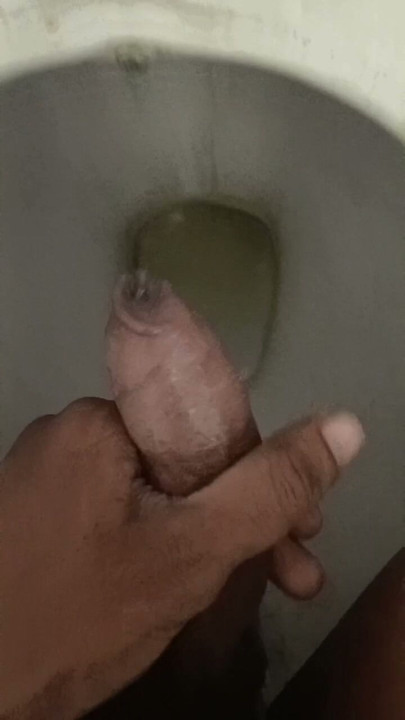 Masturbating and Squirting