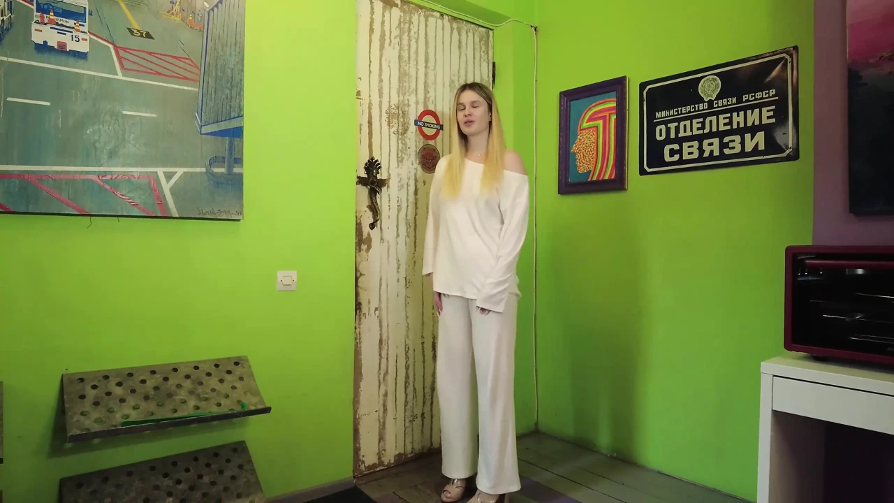 Stepfather Meets Hot Stepdaughter Who Came in the Morning After a Party.