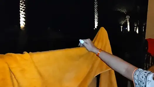 Riskanter Balkon-blowjob in Ägypten Hotel. Fast von der sicherheit erwischt