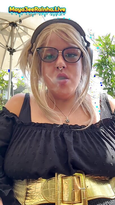 Good Morning, Goddess - Brazilian BBW MILF Outdoor Smoking Ritual