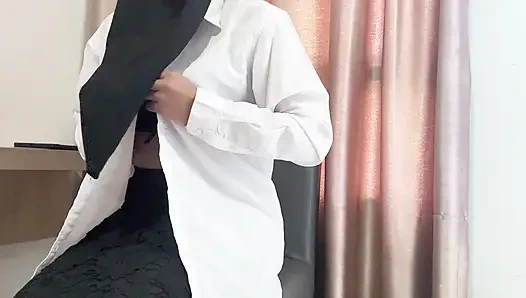 Büro-Assistent beim anschauen von porno-videos erwischt