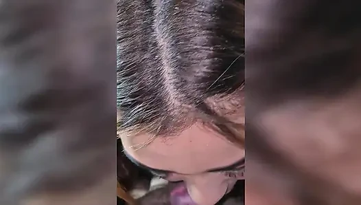 Bosku ngentot aku habis-habisan waktu aku lagi jalan, jadi aku nggak tau harus ngomong apa sama suamiku