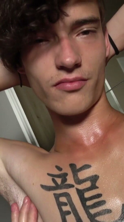 Super sexy muscle boy Johny Walsh big dick handjob | Clip 1