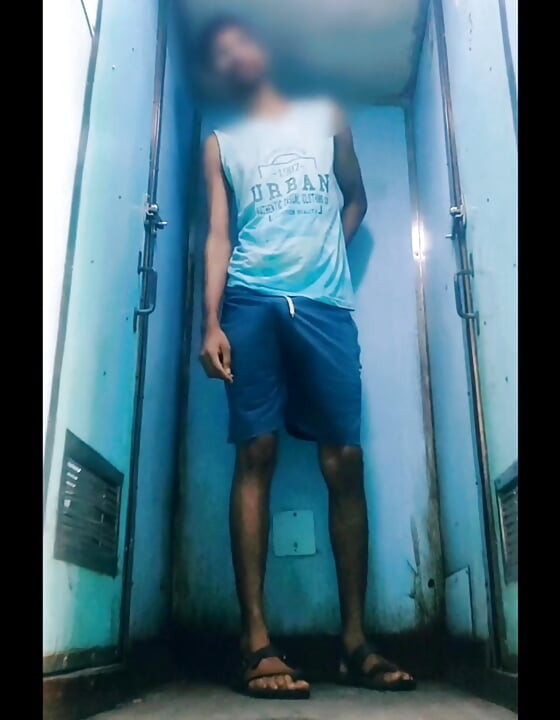 Cumming in train
