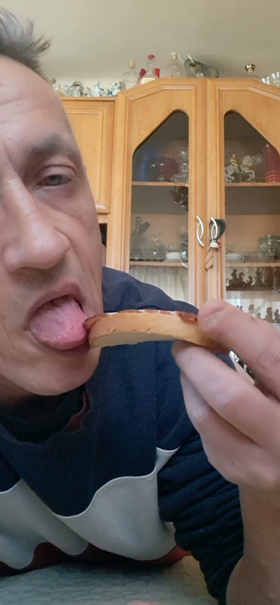 Sandwich with ham and natural mayonnaise (sperm) | Clip 2