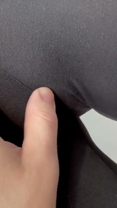 ANAL 👅 CLOSE UP: I wear leggings all day without underwear and dream when someone takes them off | Clip 1