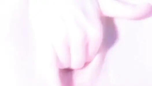 Bakire pembe amcığımda tek başına mastürbasyon yapıyor