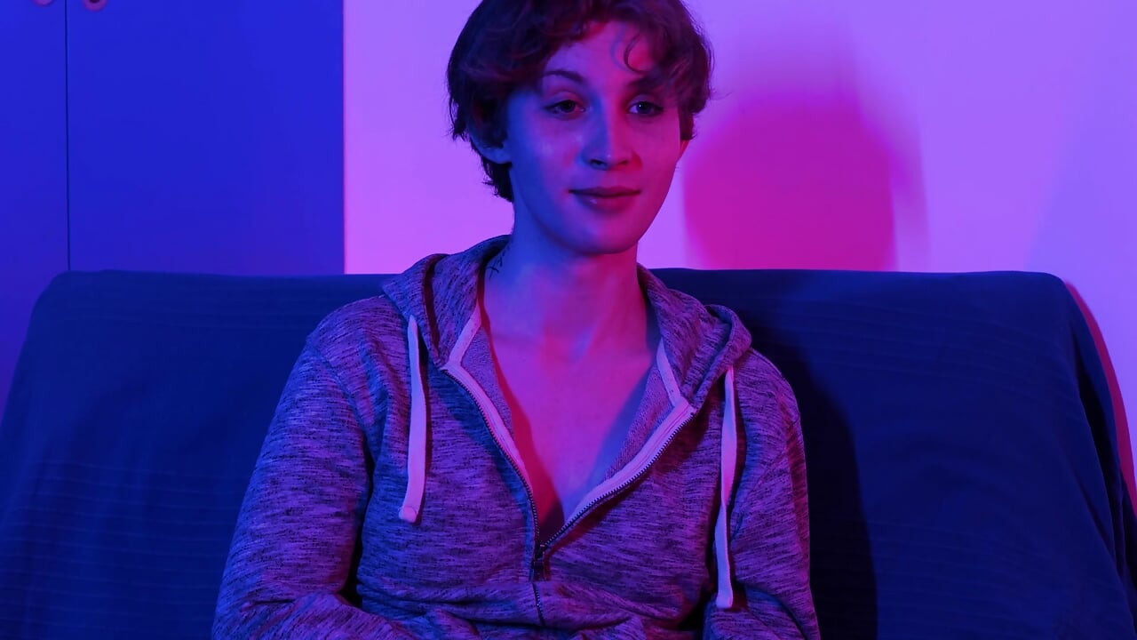 Sevimli trans heteroseksüel adam tarafından sikiliyor 7296 3