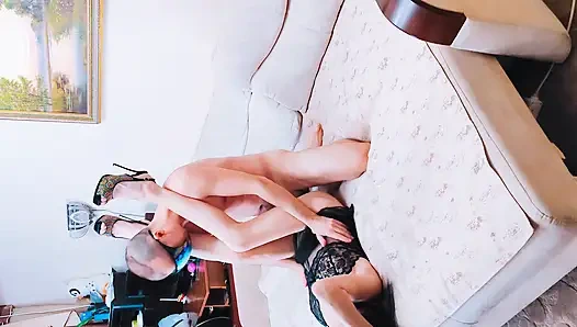 Mükemmel orta yaşlı seksi kadını sikiyor