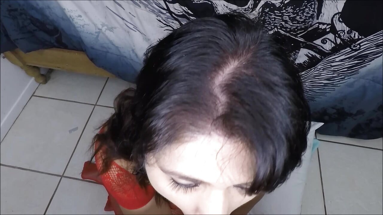 Nech macechu, aby ti ukázala moje dovednosti kouření