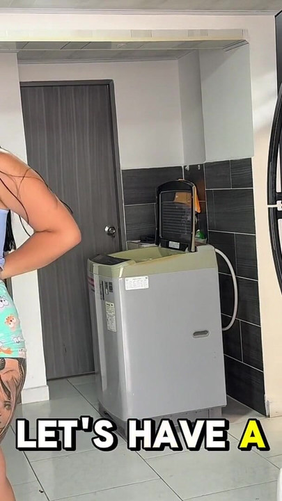 Tattooed Latina seduces pizza delivery man | Clip 1