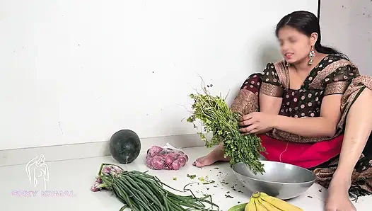 Komal Mami, kau obati sayurannya, beri aku pisang.