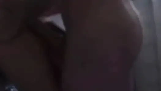 Lollolara91 - sepong kontol saat sarapan - crot di mulut