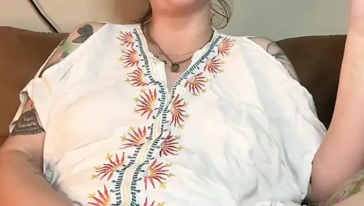 Sigara içen fetiş orta yaşlı seksi kadın mastürbasyon