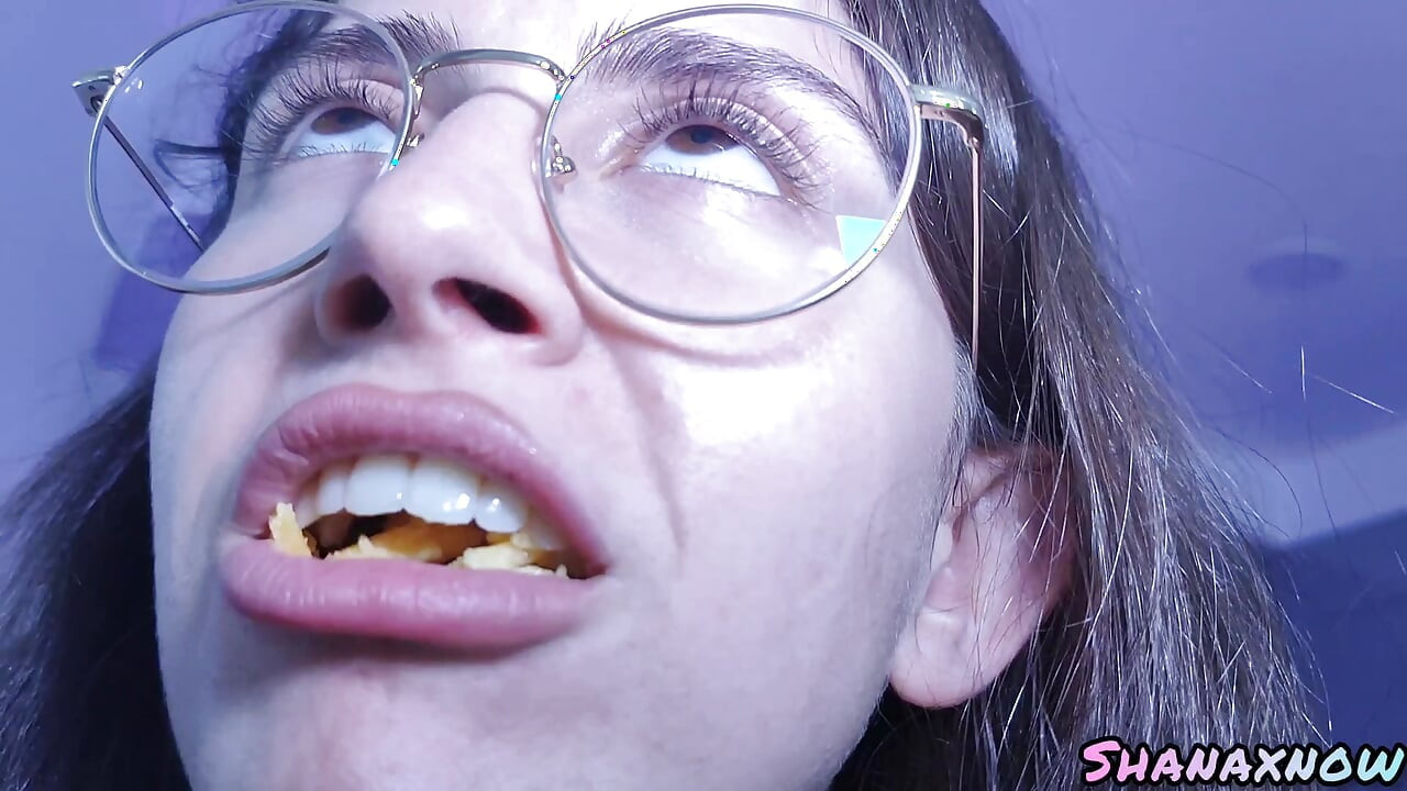 YOUR FETISH GIANT CO-WORKER DEVOURING YOU GIANTESS
