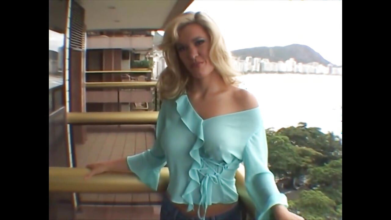 Barbara Blair Shoes off Huge Tits and Wet Pussy for Cock to Fuck Deep
