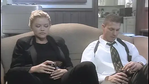 Julie Büyük Bir Siktir Tarafından Tamamen Sevişiyor