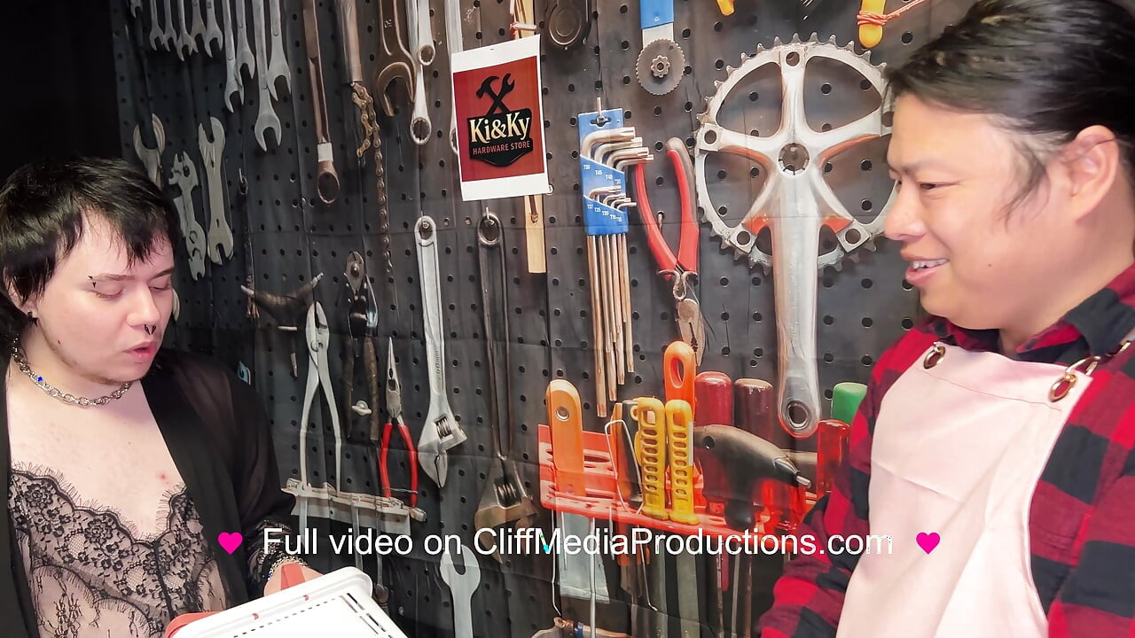 Kinky Hardware Store - Cliff Media Productions