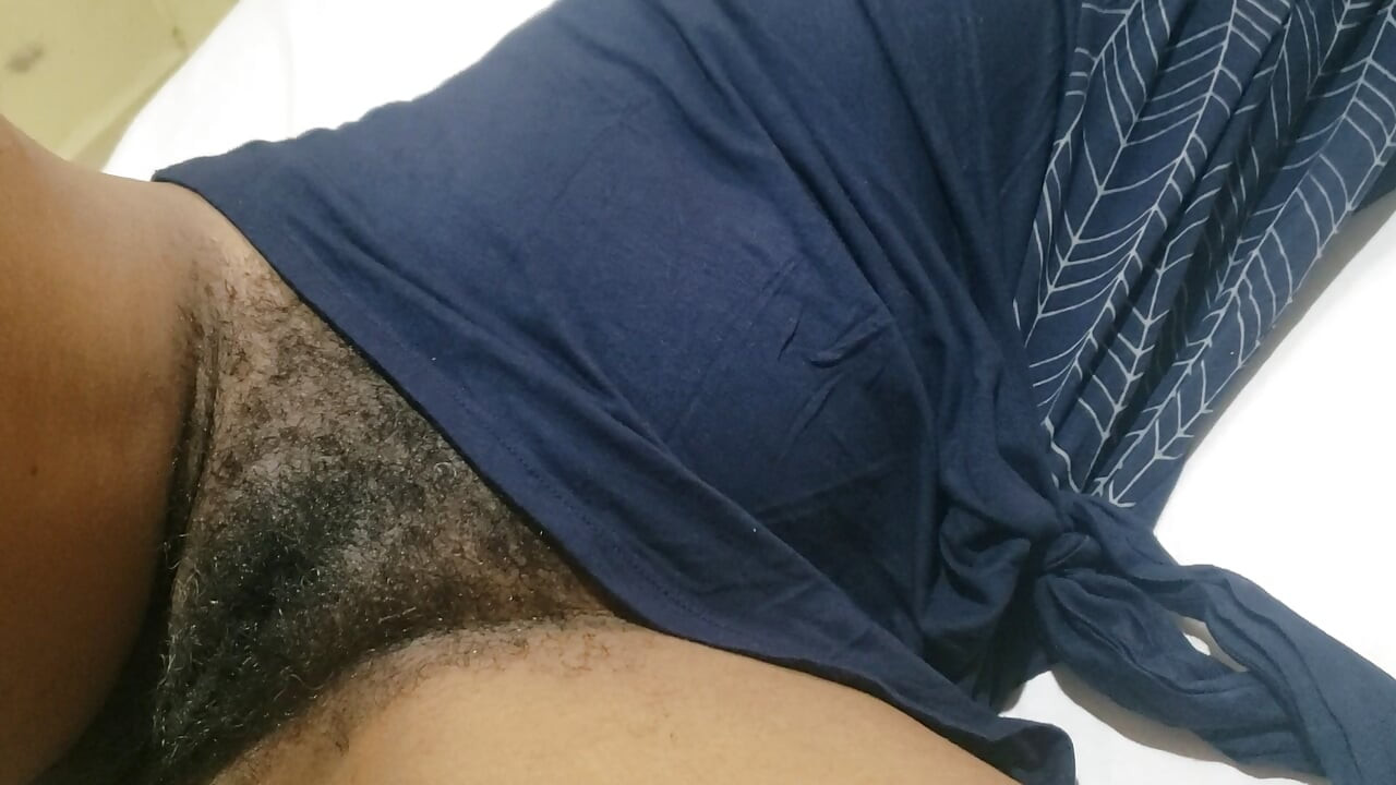 Secret midnight desires of an older woman as she lets her unshaven mature muff be teased