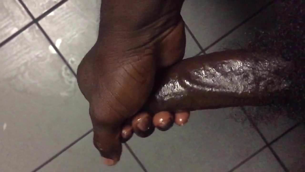 Massage with black seed oil