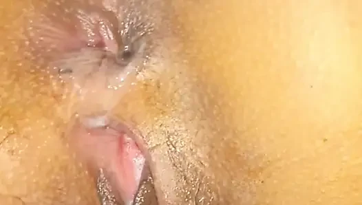 Memek dan pantat pacar Indonesia dientot habis-habisan sama kontol besar sampai crot di dalam lubang pantatnya.