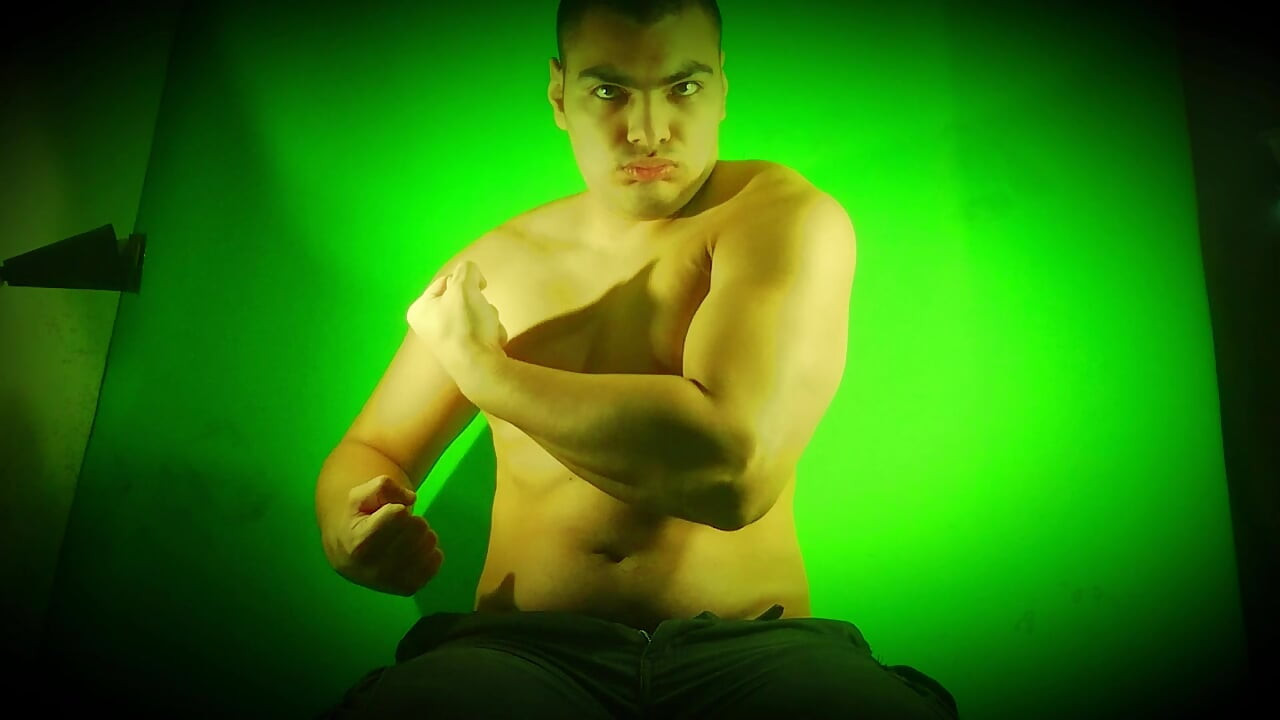Porn - Green - 18 CM Penis - Sexy Gentleman Number One - Masturbation - Muscular