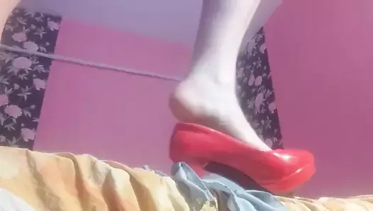 Shoe play fetish, high heels, heel play
