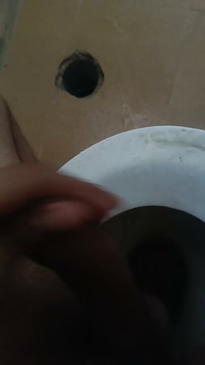bhabhi bathroom in  alone stisot otx